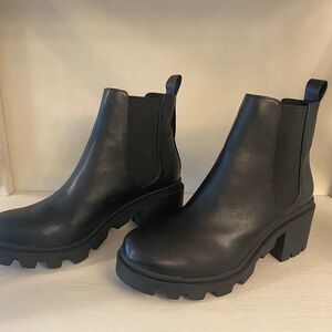 Steve Madden Amulet Boots